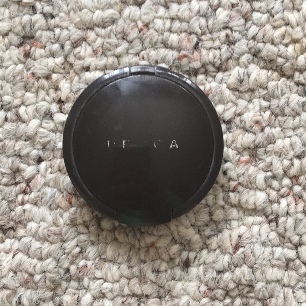 BECCA Moonstone Highlighter